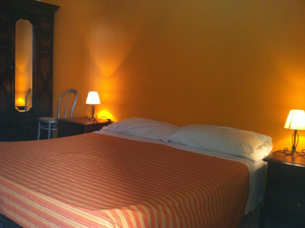 Hotel Bellini Catania Ruang foto
